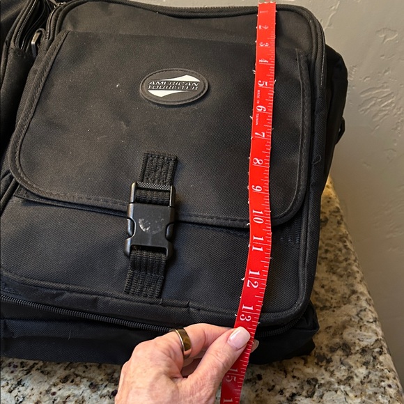 American Tourister Black Duffel Bag - Picture 7 of 16